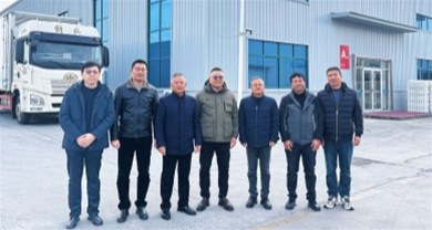熱烈歡迎江蘇京海禽業集團領導蒞臨中裕考察座談